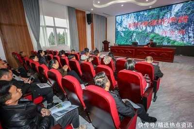 七星關(guān)區(qū)“紅色鑄魂”文藝采風(fēng) 以藝術(shù)之筆，續(xù)寫革命精神新時(shí)代篇章